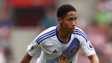 Image of Steven Pienaar left Sunderland at the end of last season 