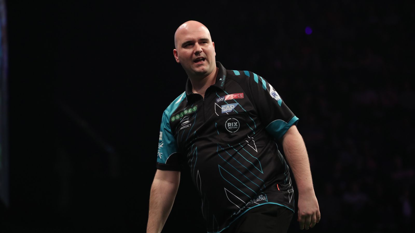 Rob Cross picks up a fourth successive win in Premier League darts to ...