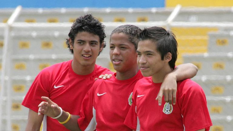 Vela (left) pictured with Mexico at the 2005 U17 World Cup