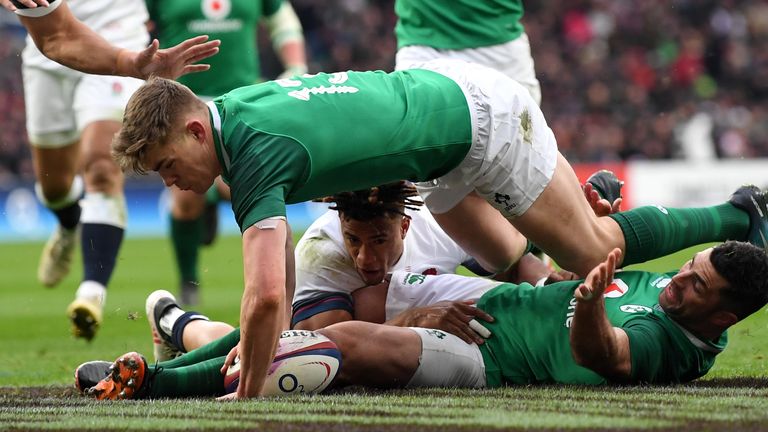 Garry Ringrose grounded the ball for Ireland's first try on six minutes 