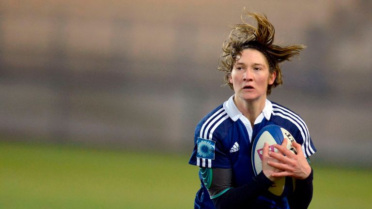 Jessy Tremouliere scored a late try to seal victory for France