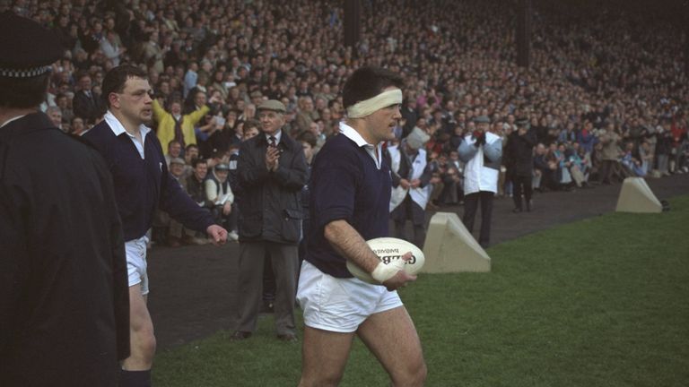 David Sole leads Scotland out at Murrayfield to face England with everything on the line