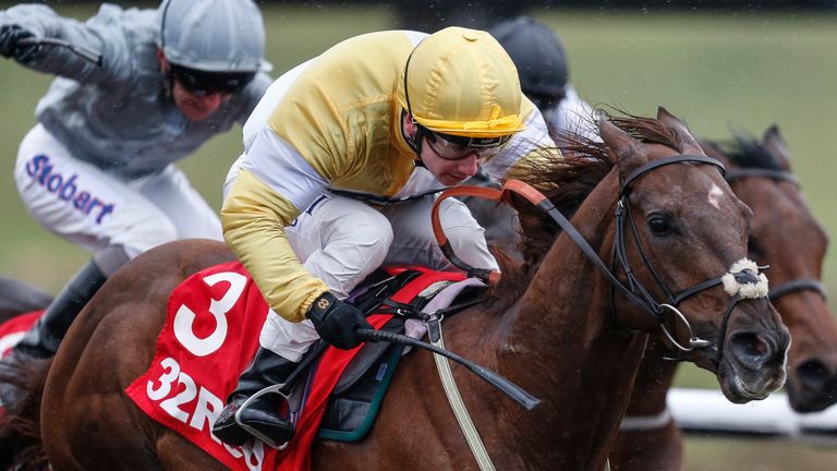 Corinthia Knight wins the 32Red 3 Year Old All-Weather Championships Conditions Stakes at Lingfield