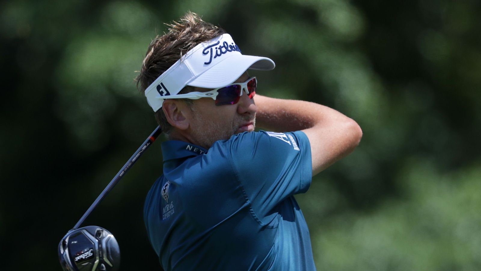 Ian Poulter takes oneshot lead in to final round of RBC Heritage