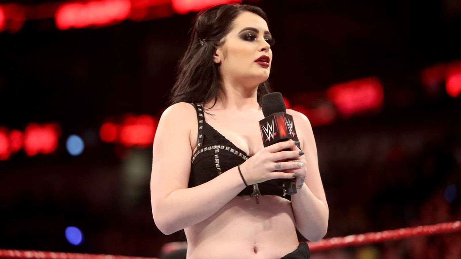 Paige Fuels Up Rumors On In-Ring Return; Talks Her WWE Contract 1