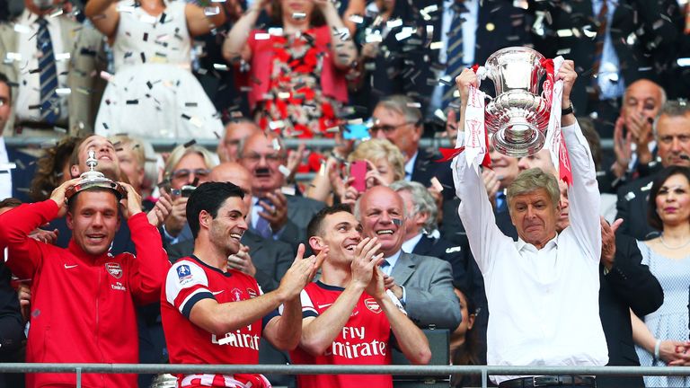 Arteta ganó la Copa FA bajo el ex entrenador del Arsenal Arsene Wenger