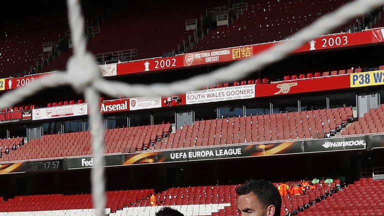 Santi Cazorla trains at The Emirates prior to Arsenal's draw against Atletico Madrid