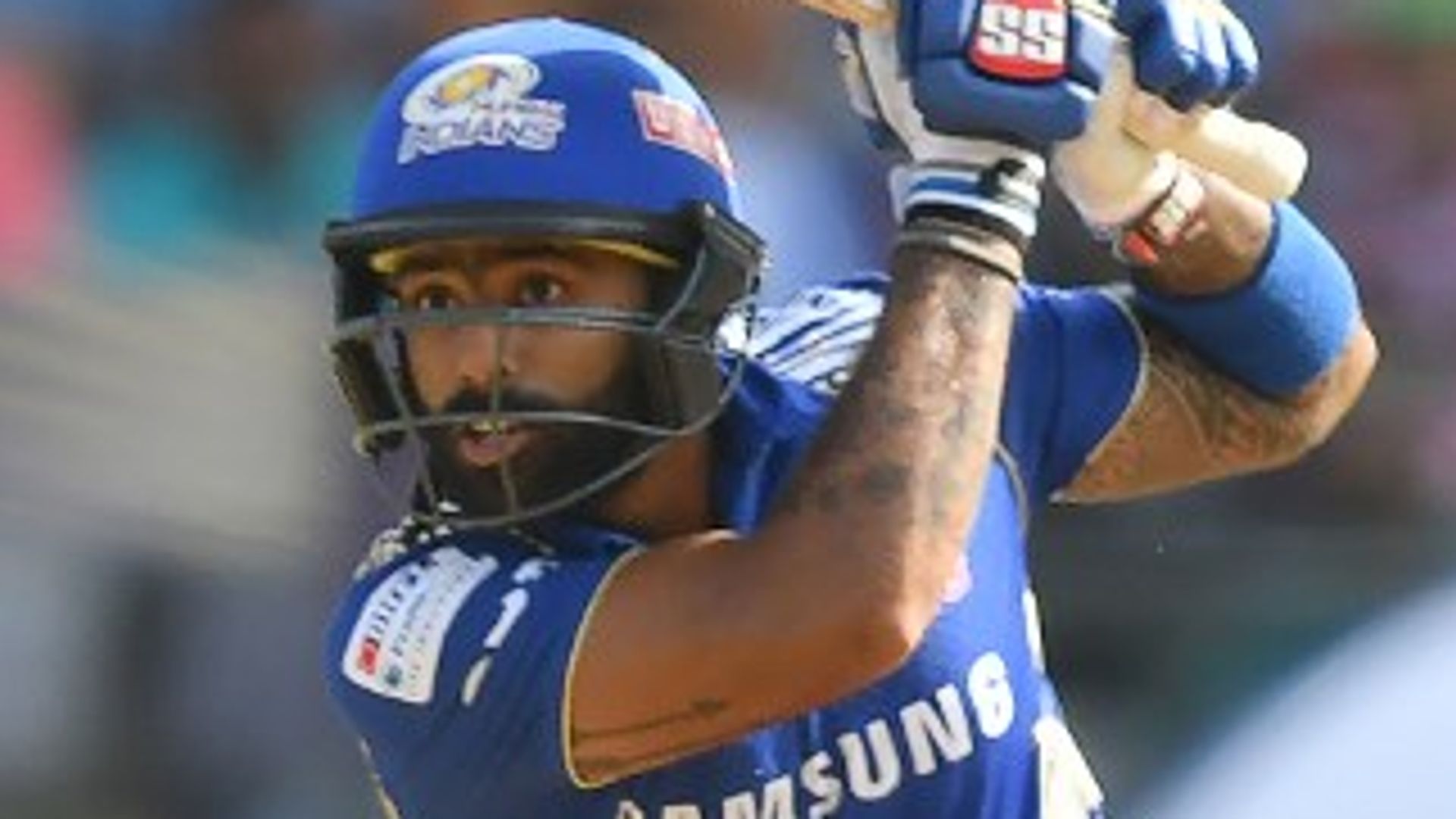 Mumbai ease past Sunrisers to move top