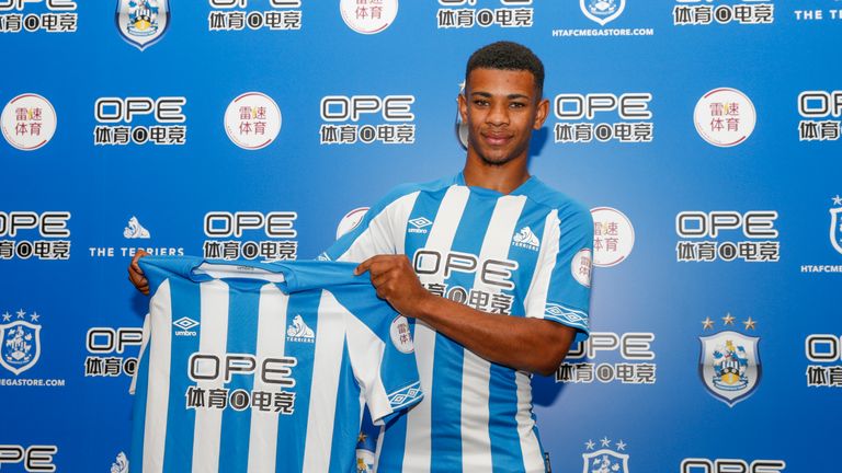 Juninho Bacuna has signed for Huddersfield