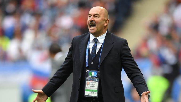 Stanislav Cherchesov guided Russia to a 5-0 win