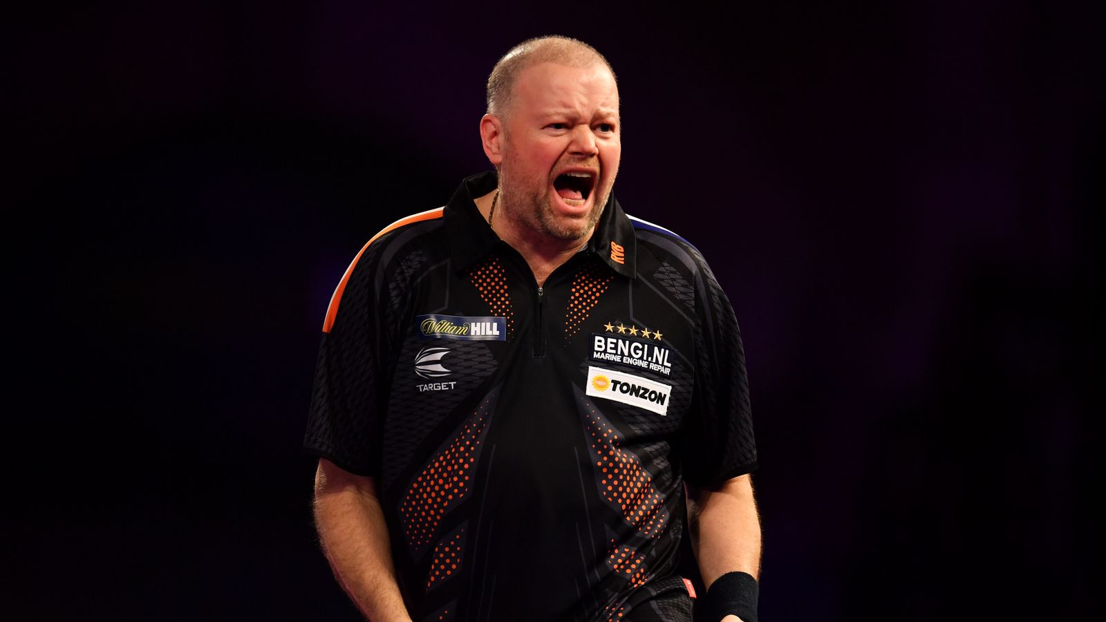 Premier League Darts in Aberdeen pits Raymond van Barneveld against