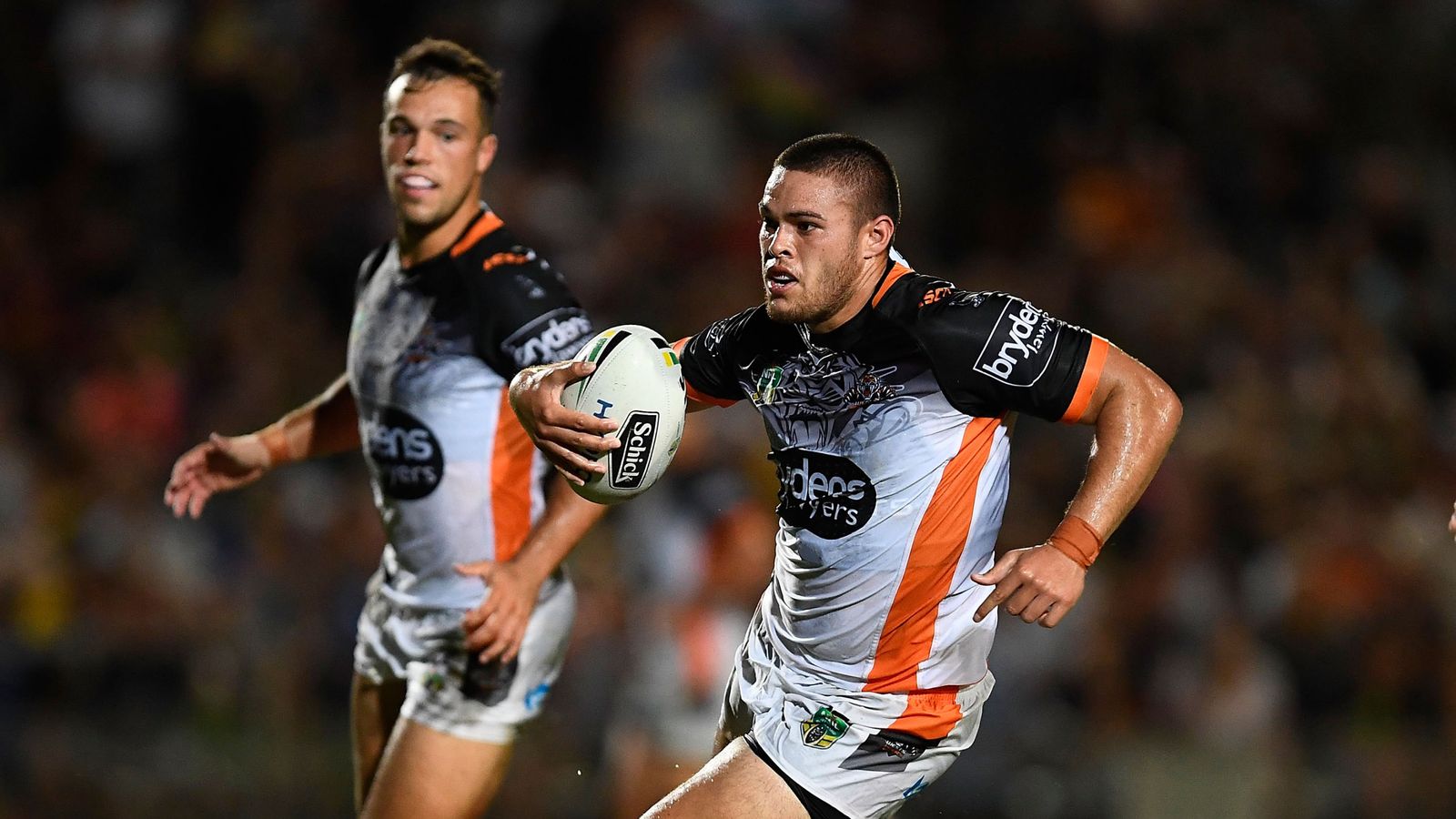 Tui Lolohea becomes Kevin Sinfield's first Leeds signing | Rugby League ...