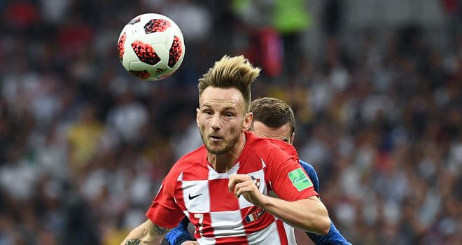 Ivan Rakitic leaves Barcelona to rejoin Sevilla | Football News | Sky Sports