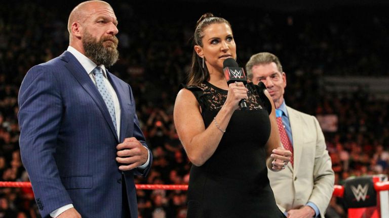 Stephanie McMahon announced the first-ever all-women's pay-per-view event, 'WWE Evolution' on Raw.