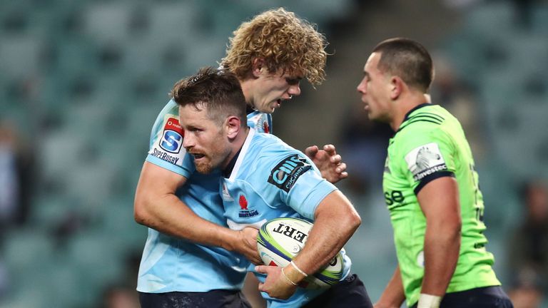 Bernard Foley scored two tries and kicked 15 points as the Waratahs clinched a place in Super Rugby's semi-finals