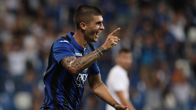 Gianluca Mancini celebrates his goal for Atalanta