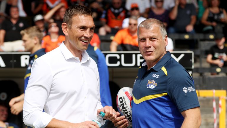 Leeds' new director of rugby Kevin Sinfield speaks to James Lowes before the game