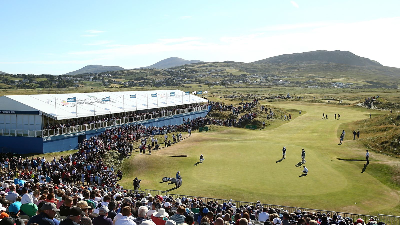 Fans and European Tour stars acknowledge the success of the Irish Open