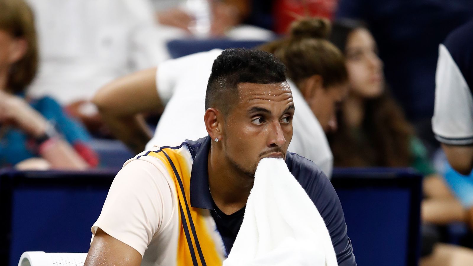 Nick Kyrgios into US Open third round after umpire ...