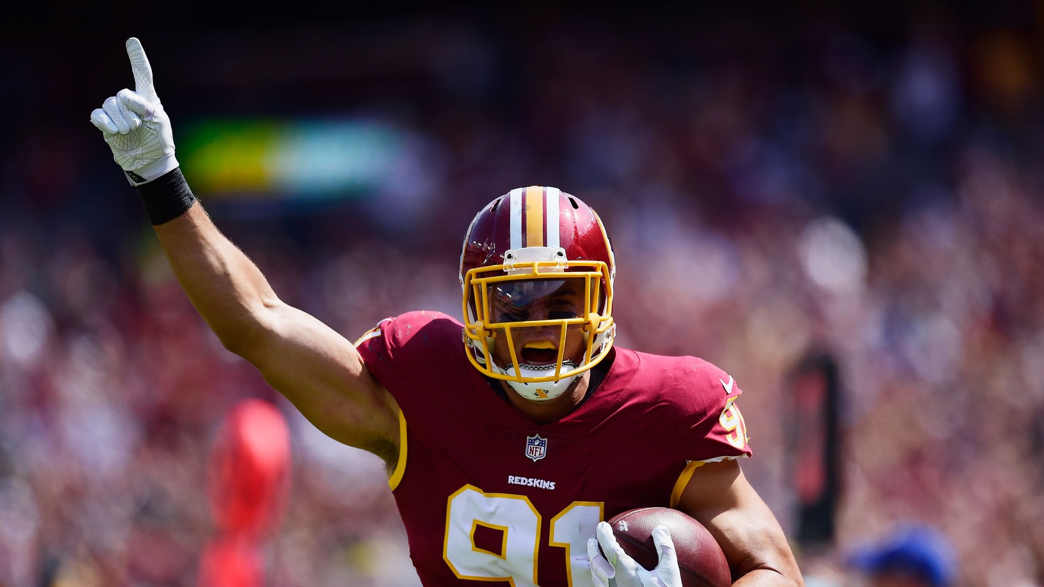 Redskins' Ryan Kerrigan on track after knee surgery