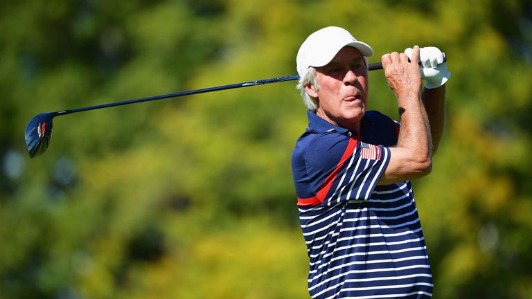 Ben Crenshaw holed the winning putt for the United States
