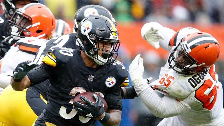 Conner racked up yards at a Bell-like rate against the Browns