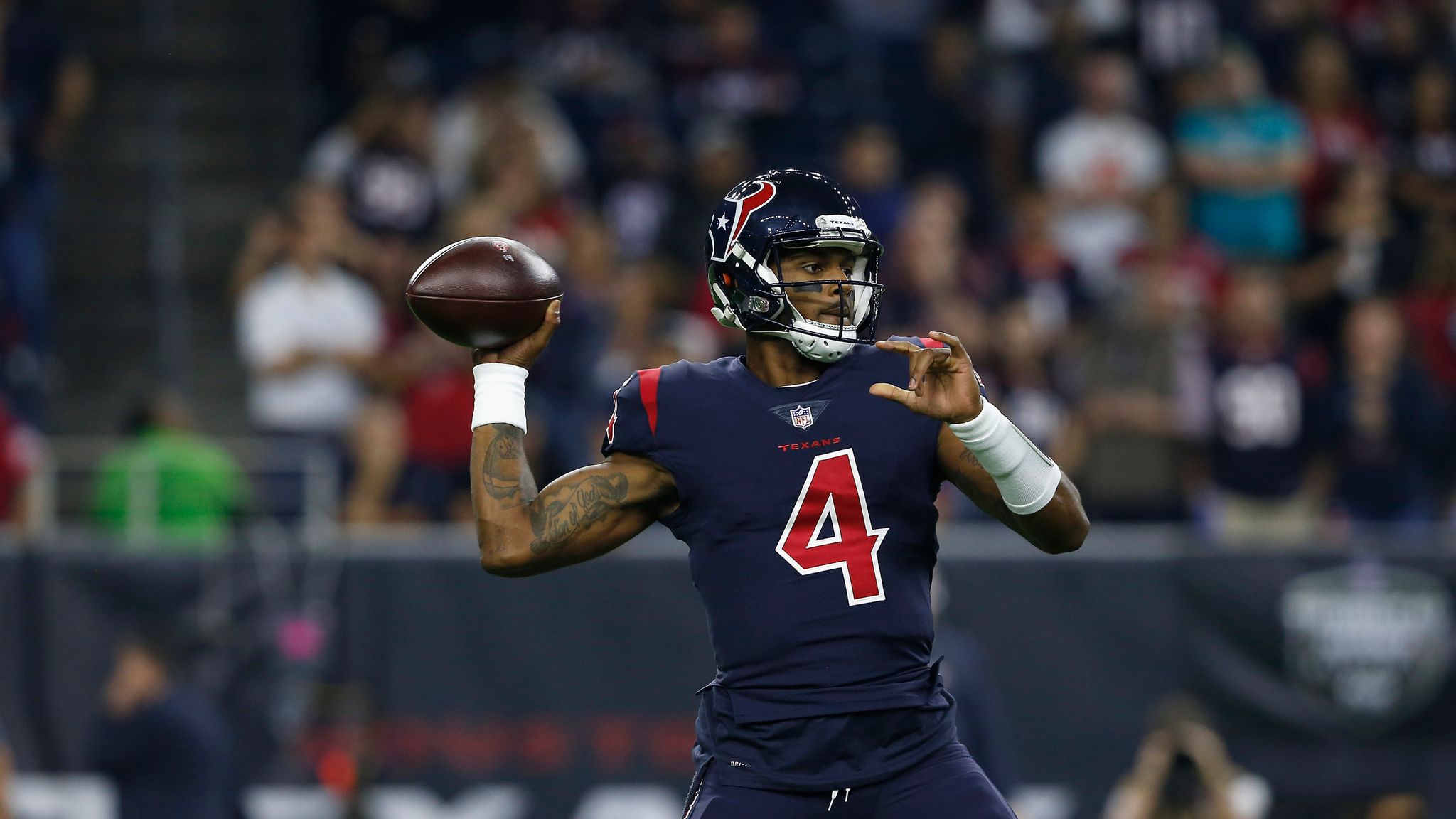 Texans' Deshaun Watson dominates throwing slant