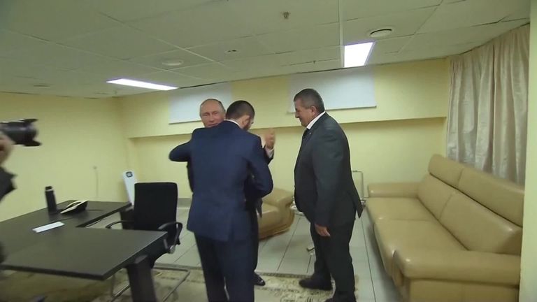Russian president Vladimir Putin gave UFC lightweight champion Khabib Nurmagomedov a warm welcome on his return to Russia after beating Conor McGregor in Las Vegas