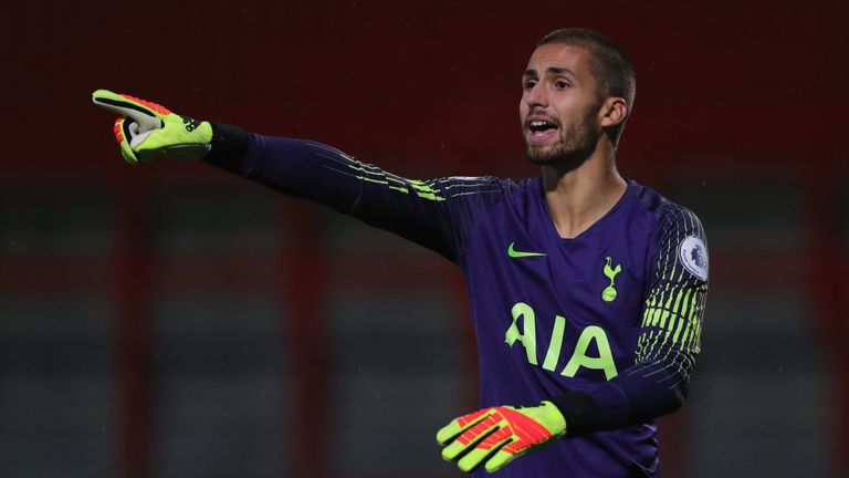 Alfie Whiteman has committed to Tottenham Hotspur until 2020