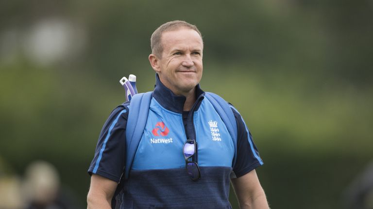 Andy Flower ha estado involucrado con la configuración de cricket de Inglaterra durante 12 años 