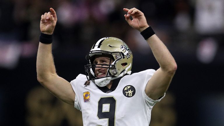 Watch the moment Drew Brees became the 4th player in NFL history with 500 career touchdown pass. 