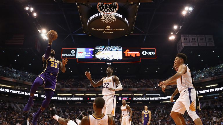 Highlights of the Los Angeles Lakers' trip to the Phoenix Suns in week two of the NBA