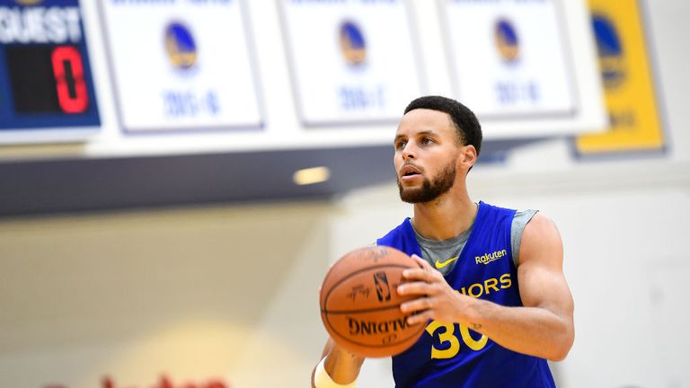 Stephen Curry missed nearly six weeks of last season with a knee injury