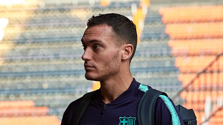 Barcelona defender Thomas Vermaelen was injured while on international duty with Belgium