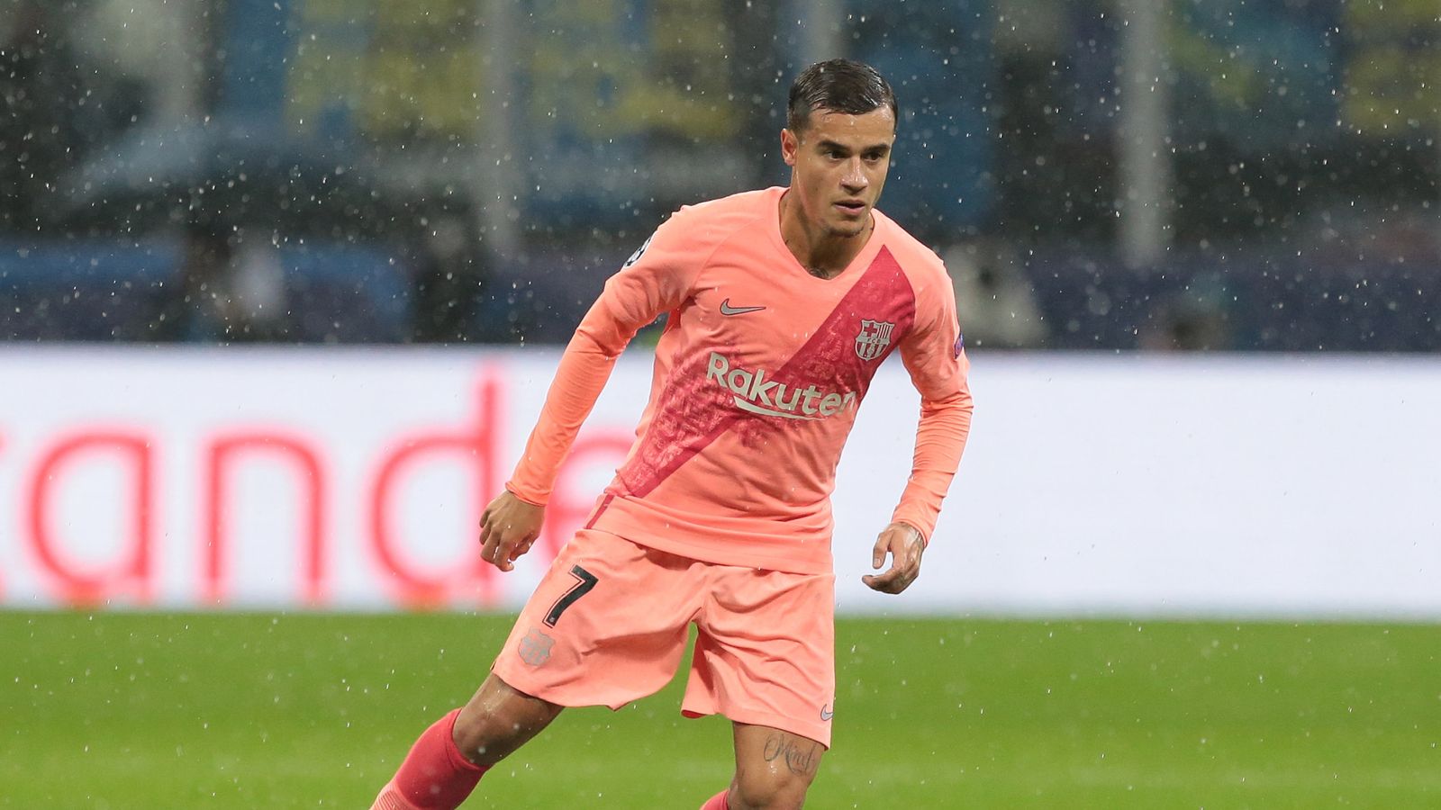 Barcelona's Philippe Coutinho out for three weeks with muscle tear ...