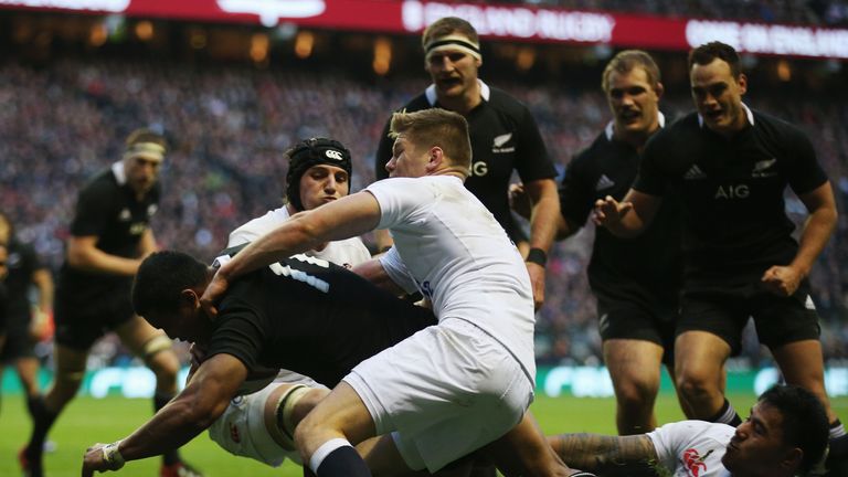 England ended New Zealand's 20-game unbeaten run with a simply sensational 38-21 victory over the world champions in 2012