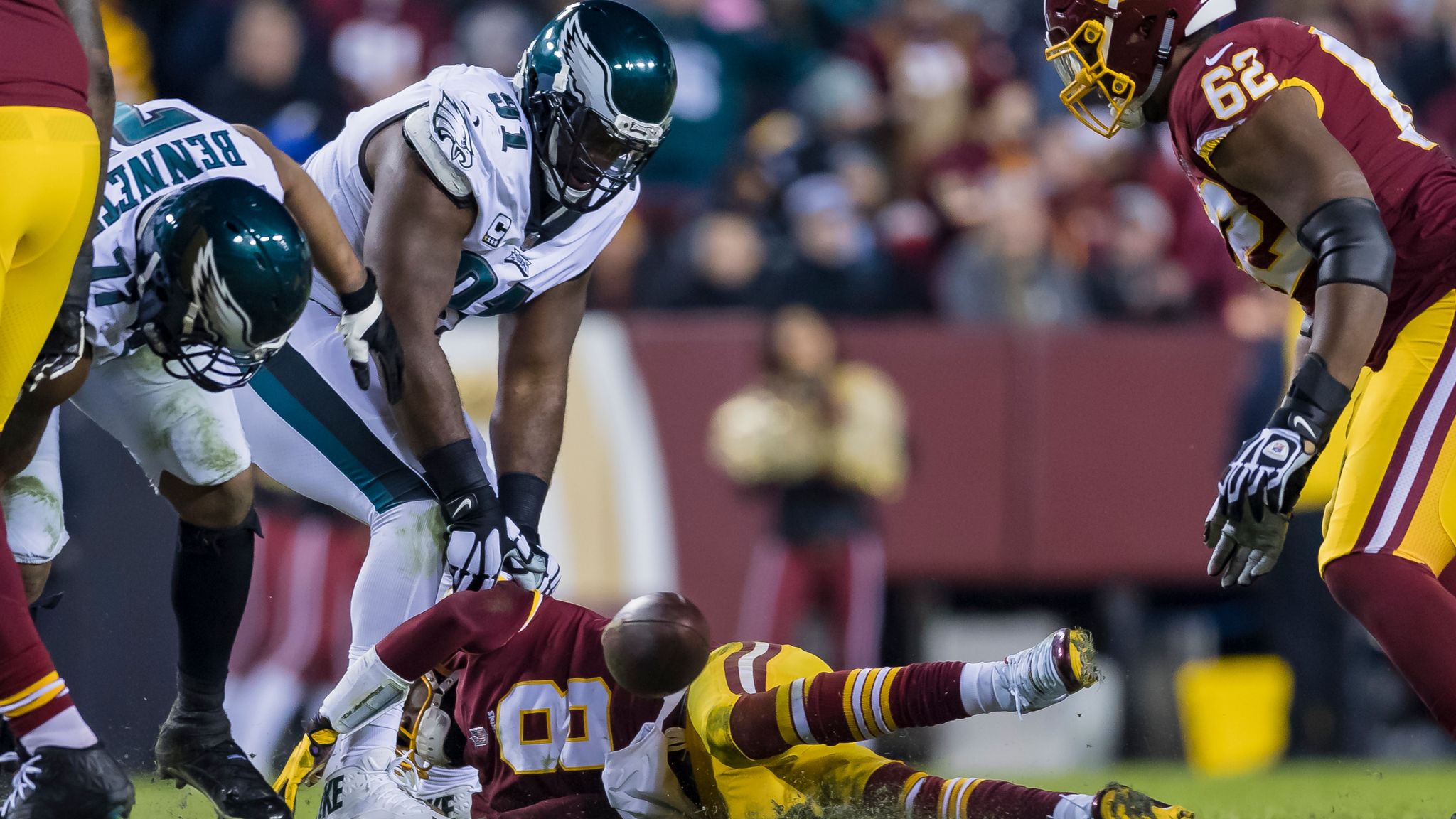 Brawl erupts in Eagles-Redskins game after cheap shot on Nick Foles