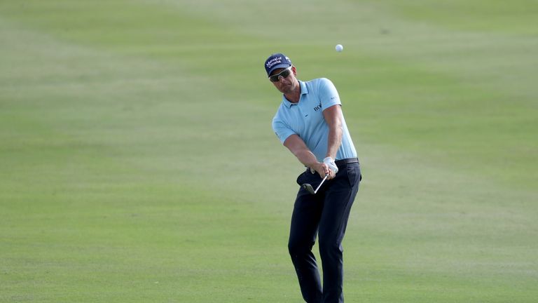 Stenson led after an outward 32 but found the going tougher after the turn