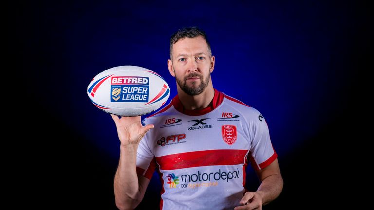 Former Rhino Danny McGuire is back fit for Hull KR and included in their 19-man squad