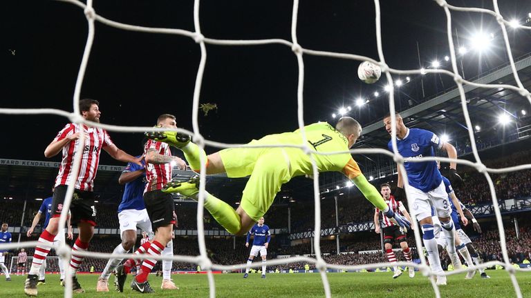 Everton required a goal-line clearance from Richarlison to avoid a draw