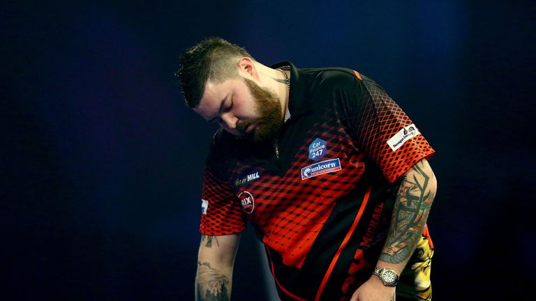 Smith refused to buckle but missed darts at double at crucial times