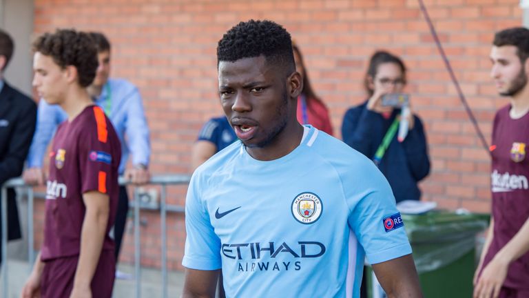 Rabbi Matondo: Schalke enquire about Manchester City's Wales winger