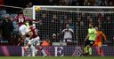 Dramatic draw denies Blades top spot