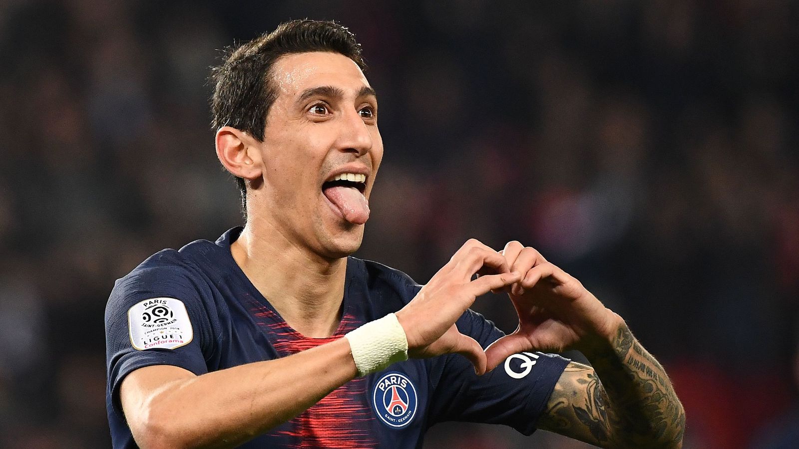Angel Di Maria Scores Stunning Free Kick As Paris Saint Germain Beat Montpellier Football News Sky Sports