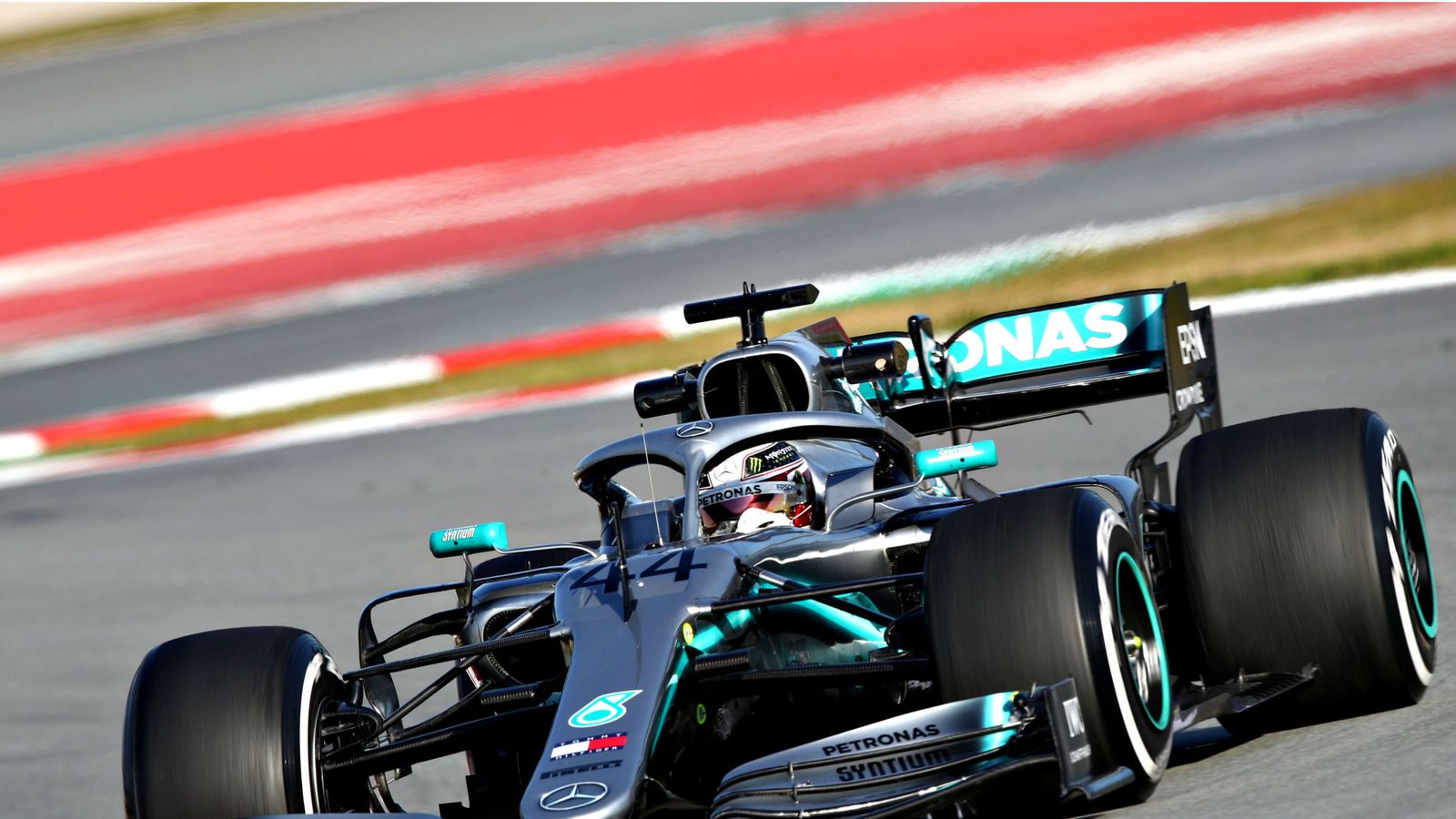 F1: Mercedes and Lewis Hamilton motivated by history quest ...