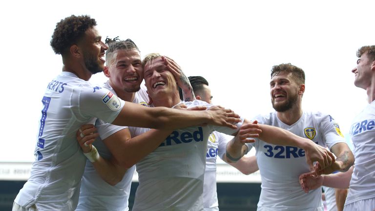 Leeds beat Bolton 2-1 at Elland Road