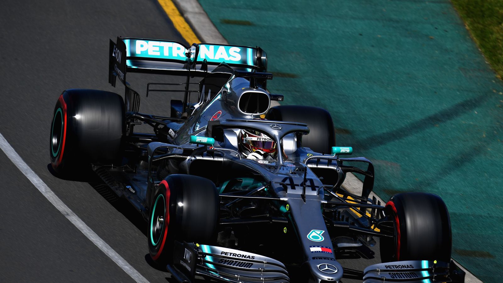 Australian GP, Practice One: Lewis Hamilton pips Sebastian ...