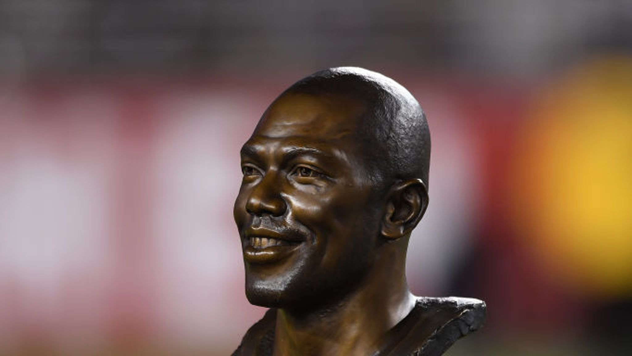 Terrell Owens entering San Francisco 49ers Hall of Fame 
