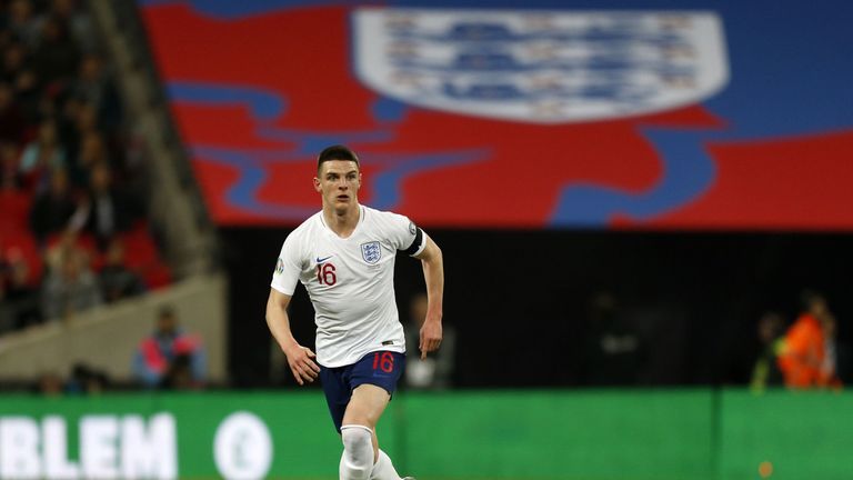 Declan Rice en acción contra la República Checa en Wembley 