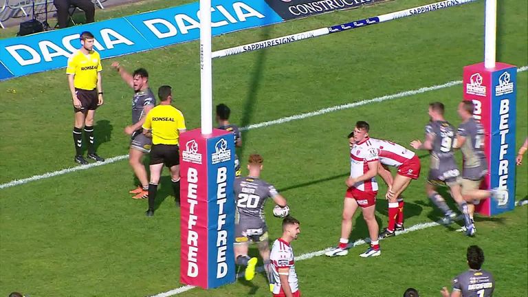 Highlights from the Betfred Super League clash between Hull KR and Warrington Wolves